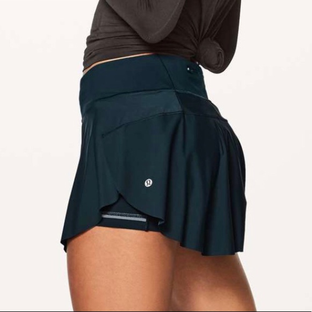 ISO QUICK PACE SKIRT any color!!